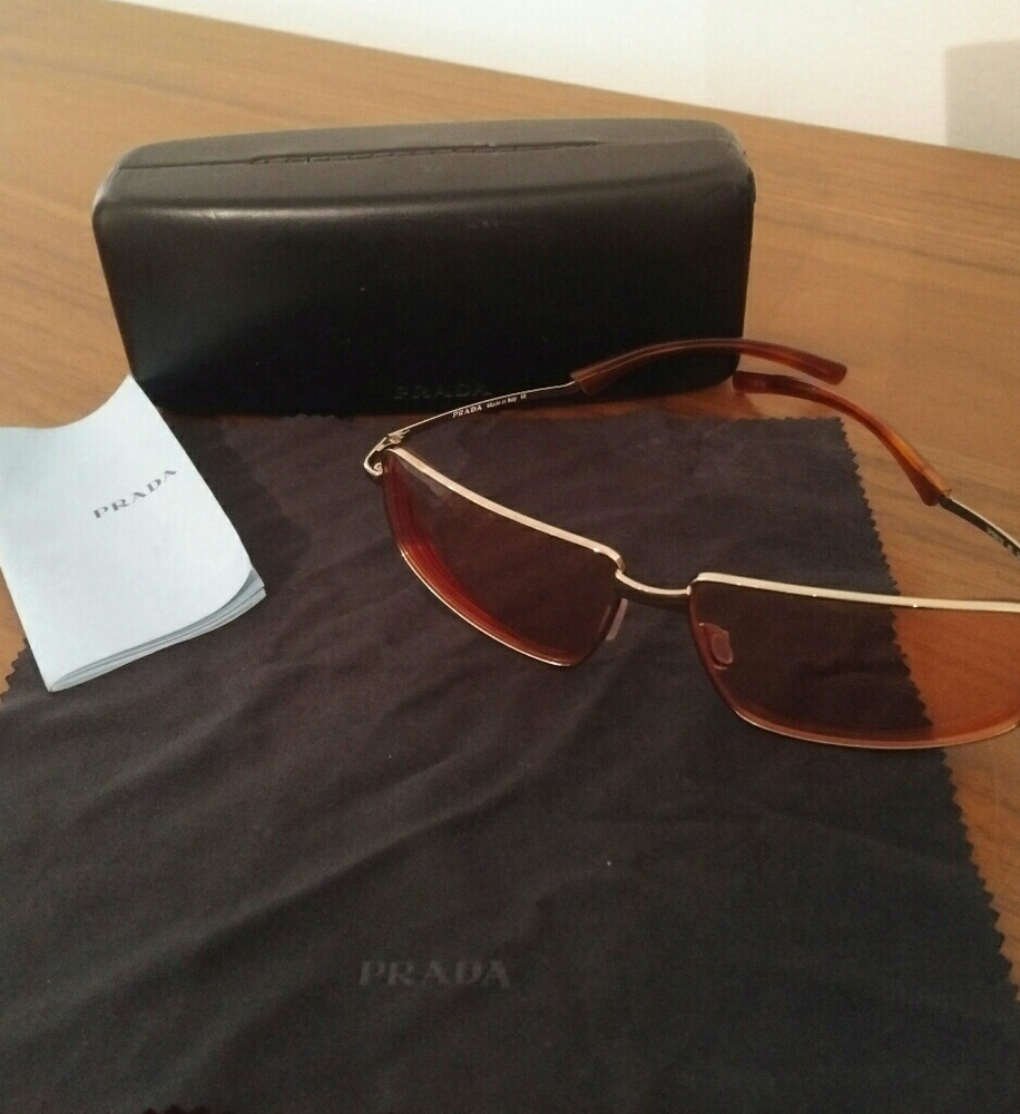 PRADA eyewear